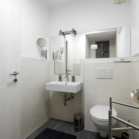 ベッド・アンド・ブレックファスト Vela ウマグ