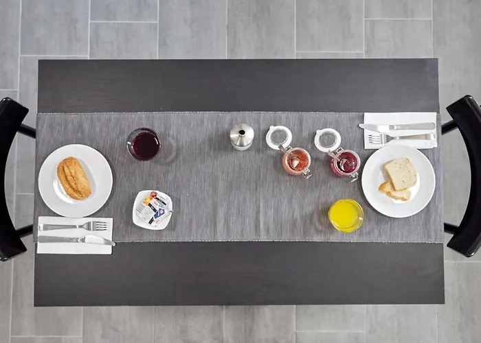 Vela Bed & Breakfast 3*